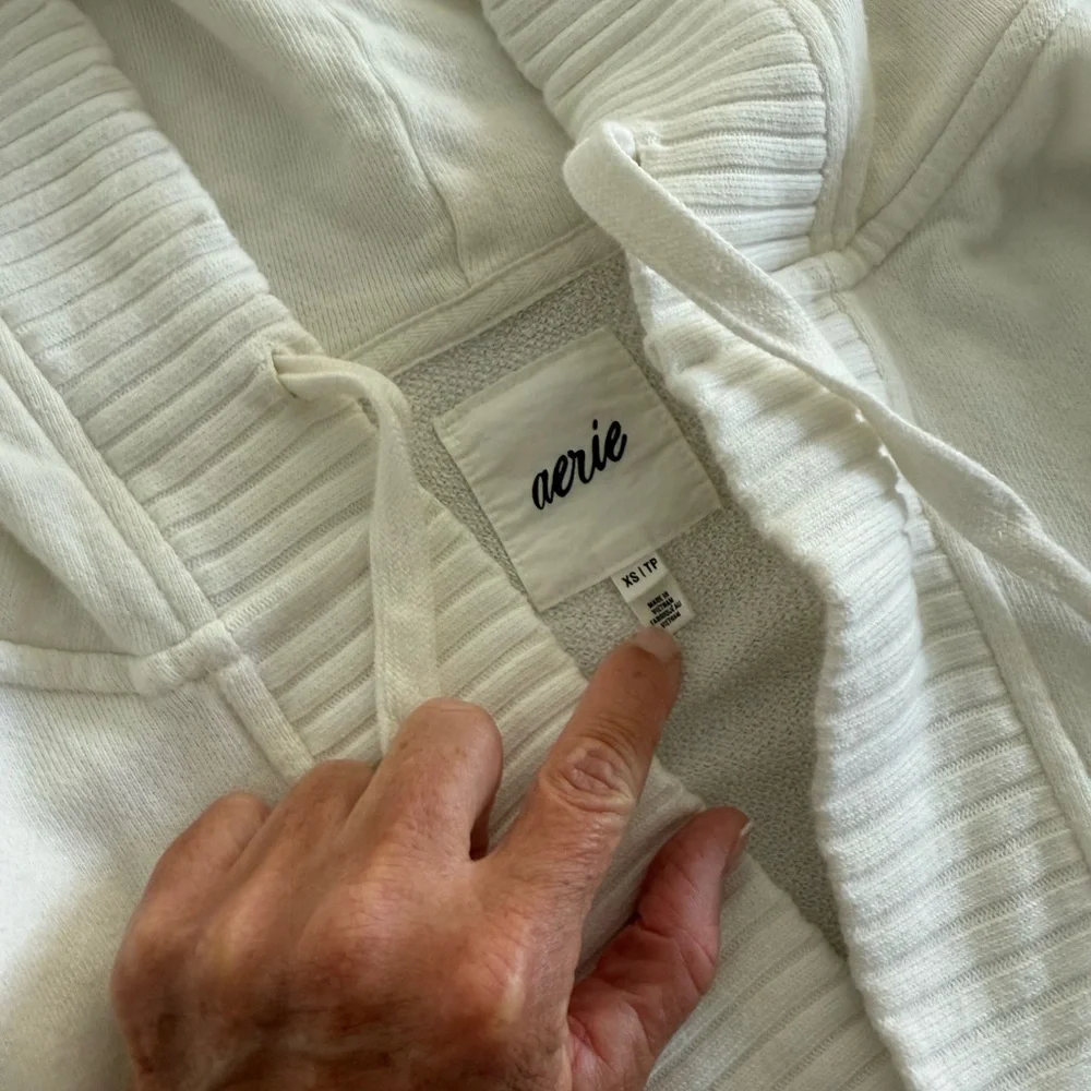 Aerie hoodie sweatshirt v neck with knit trim size XS oversized *white ivory* - Picture 5 of 5